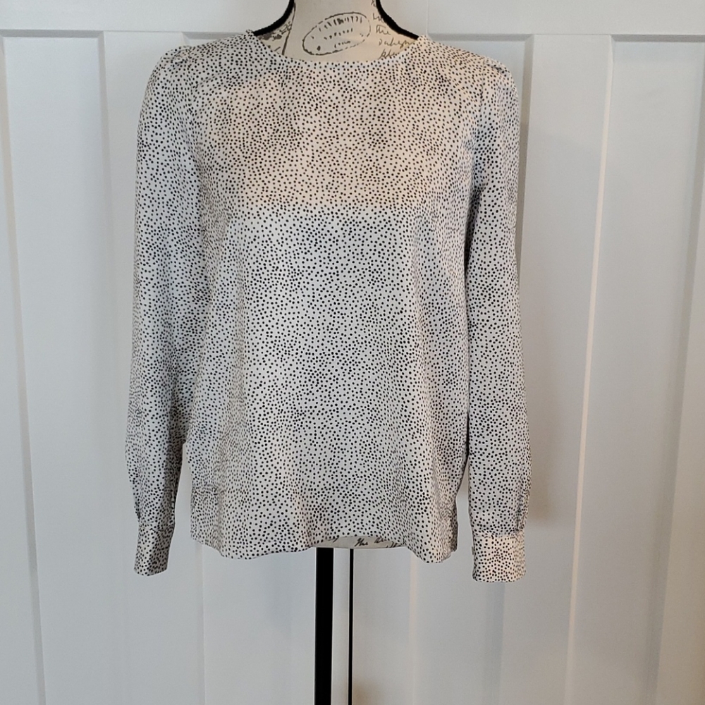 Loft white and black dotted top